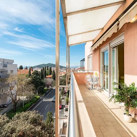 Apartamento City View *